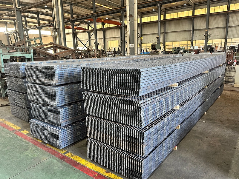 Steel Grating Raw Panel - Image 3
