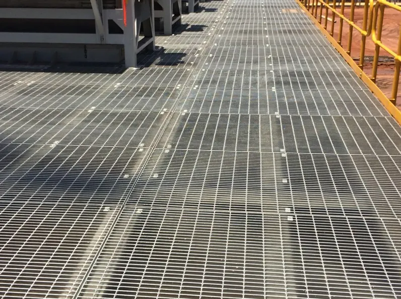 Welded Carbon Steel Grating vs. Expanded Carbon Steel Grating: A Detailed Comparison