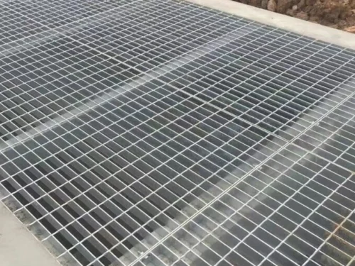 Welded Steel Grating vs. Press-Locked Grating: Which Is Right for Your Project?