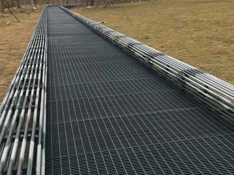 Steel Grating for Park Trails