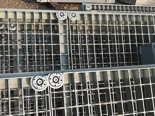 Grating Clip Application