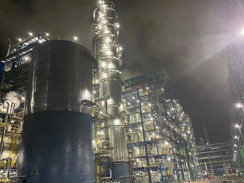 Steel Grating for Refineries(Night View)