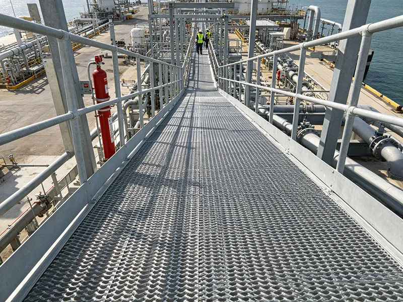 Heavy-Duty Grip-Strut Grating